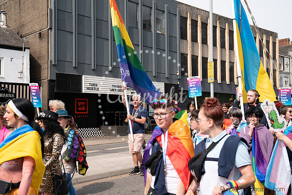 PRIDE2022-389