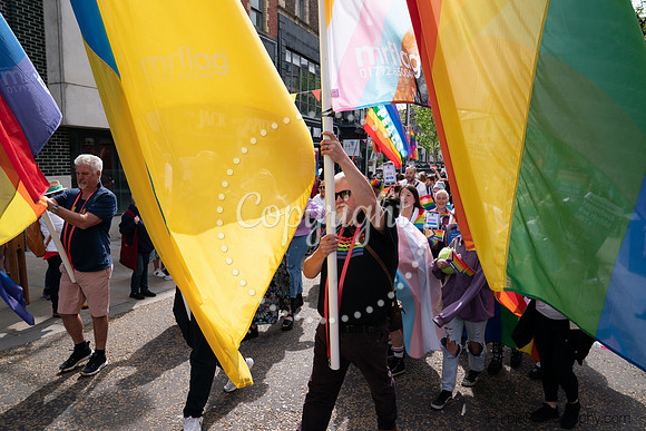 PRIDE2022-129