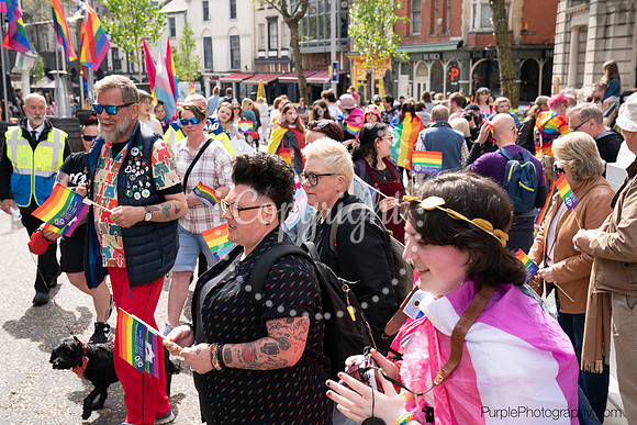 PRIDE2022-305