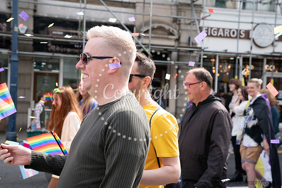 PRIDE2022-319