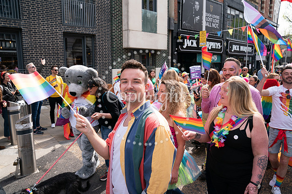 PRIDE2022-233